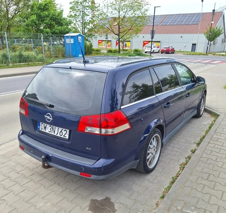 Opel Vectra cena 6800 przebieg: 299222, rok produkcji 2004 z Siechnice małe 191